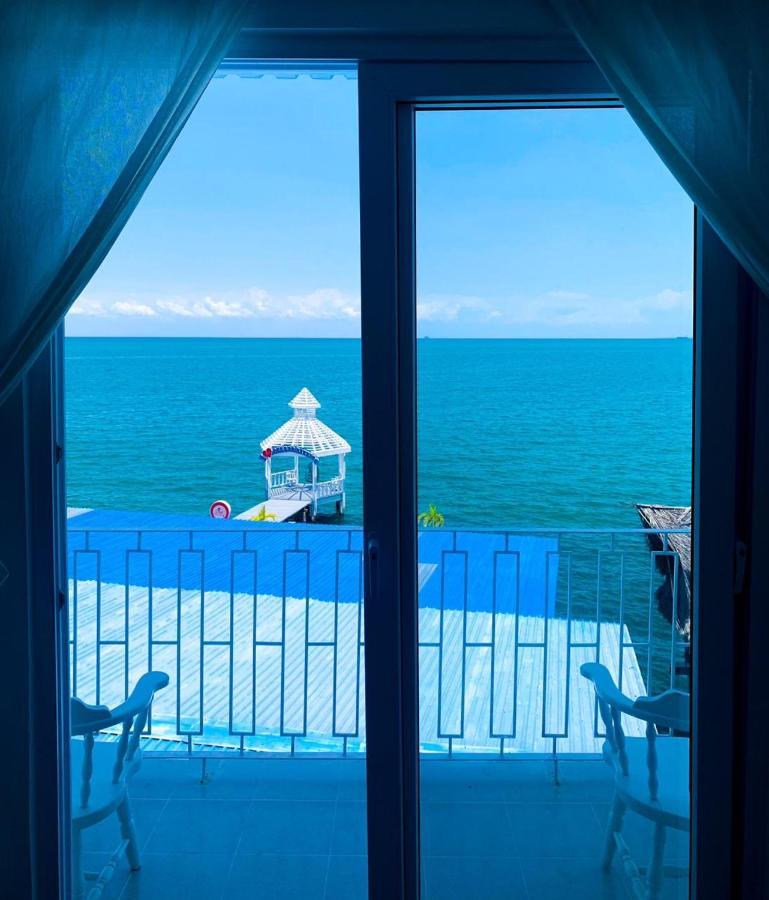 Restaurante Y Hotel “La Pesca” Puerto Barrios Eksteriør bilde