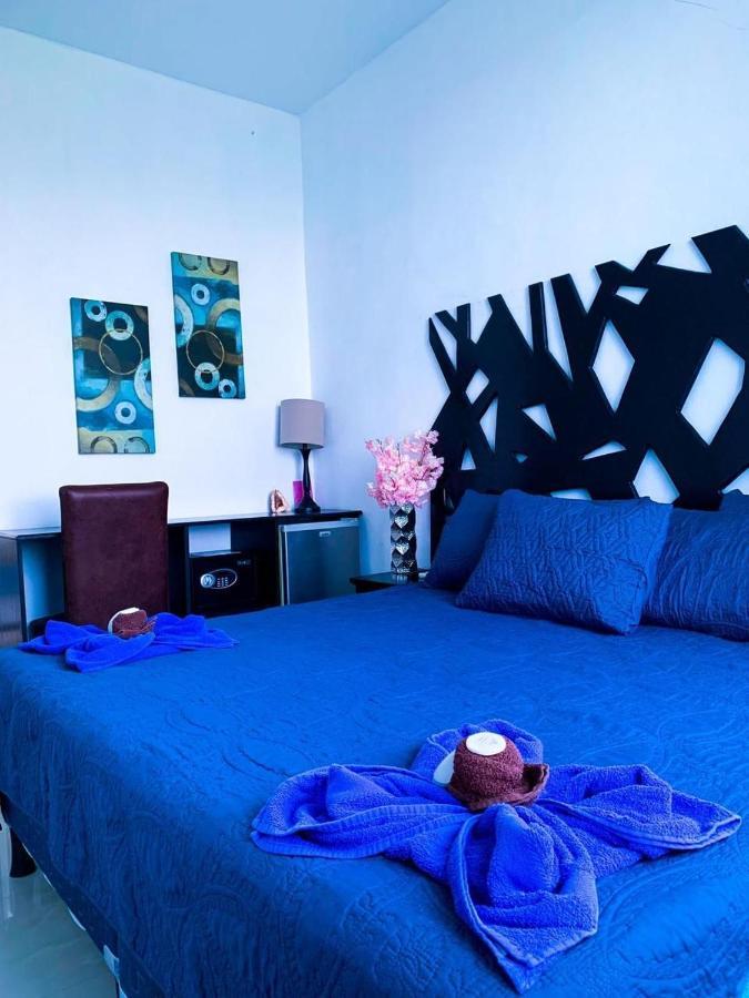 Restaurante Y Hotel “La Pesca” Puerto Barrios Eksteriør bilde